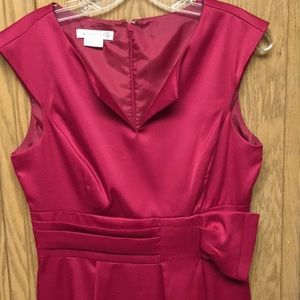 London Times Sleeveless Formal Dress.